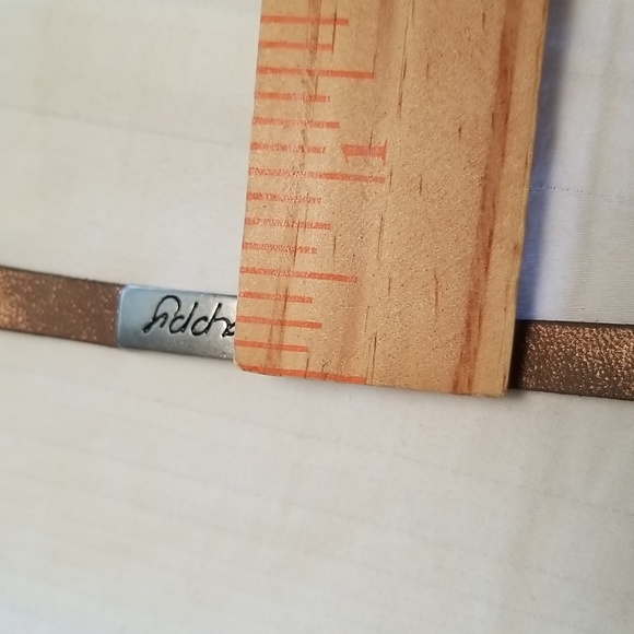 Good Works Silver BE HAPPY Leather Bracelet - Picture 5 of 5